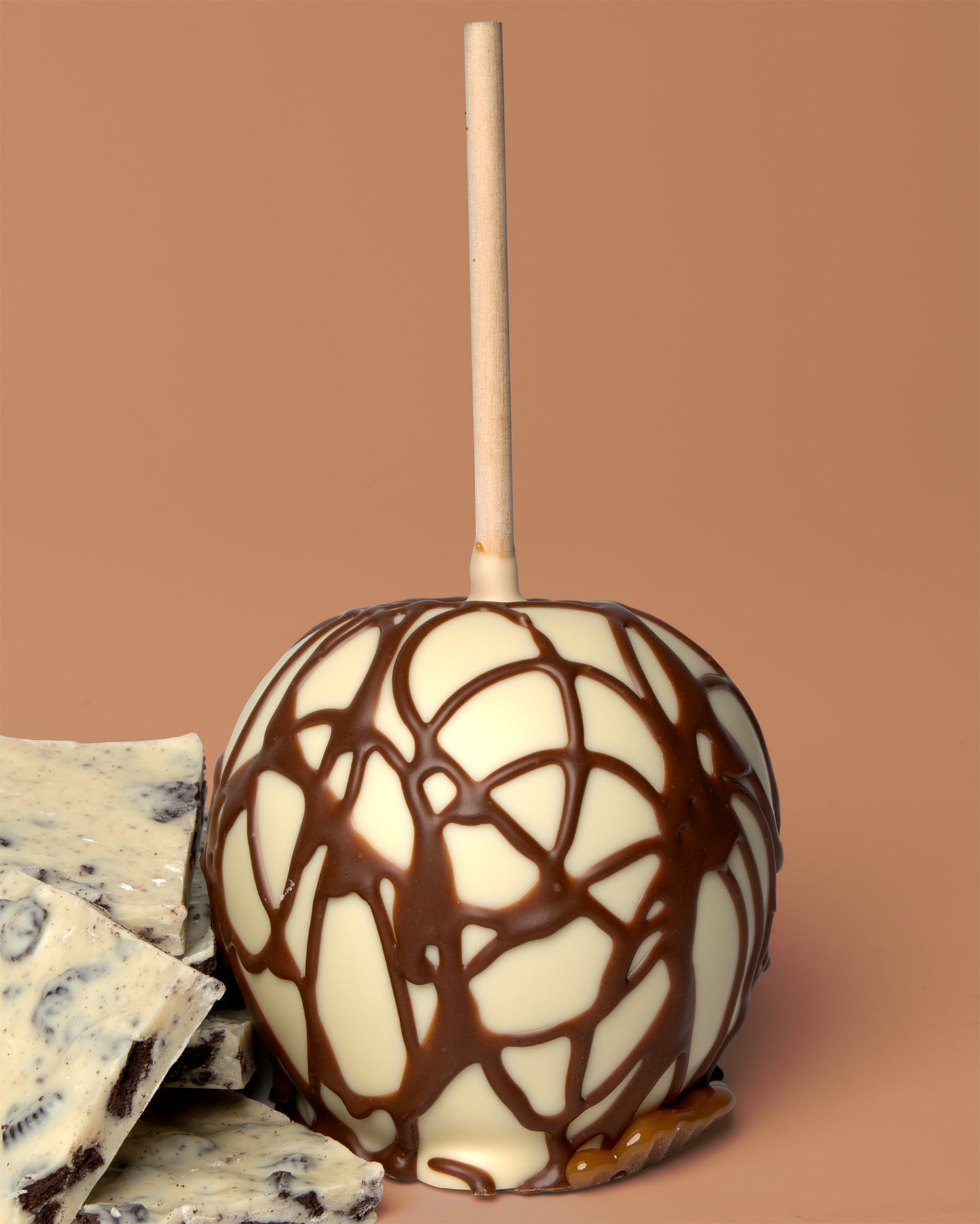 White Chocolate Caramel Apple — Kosher Caramel Apples | NC Chocolatier Artisan Handcrafted